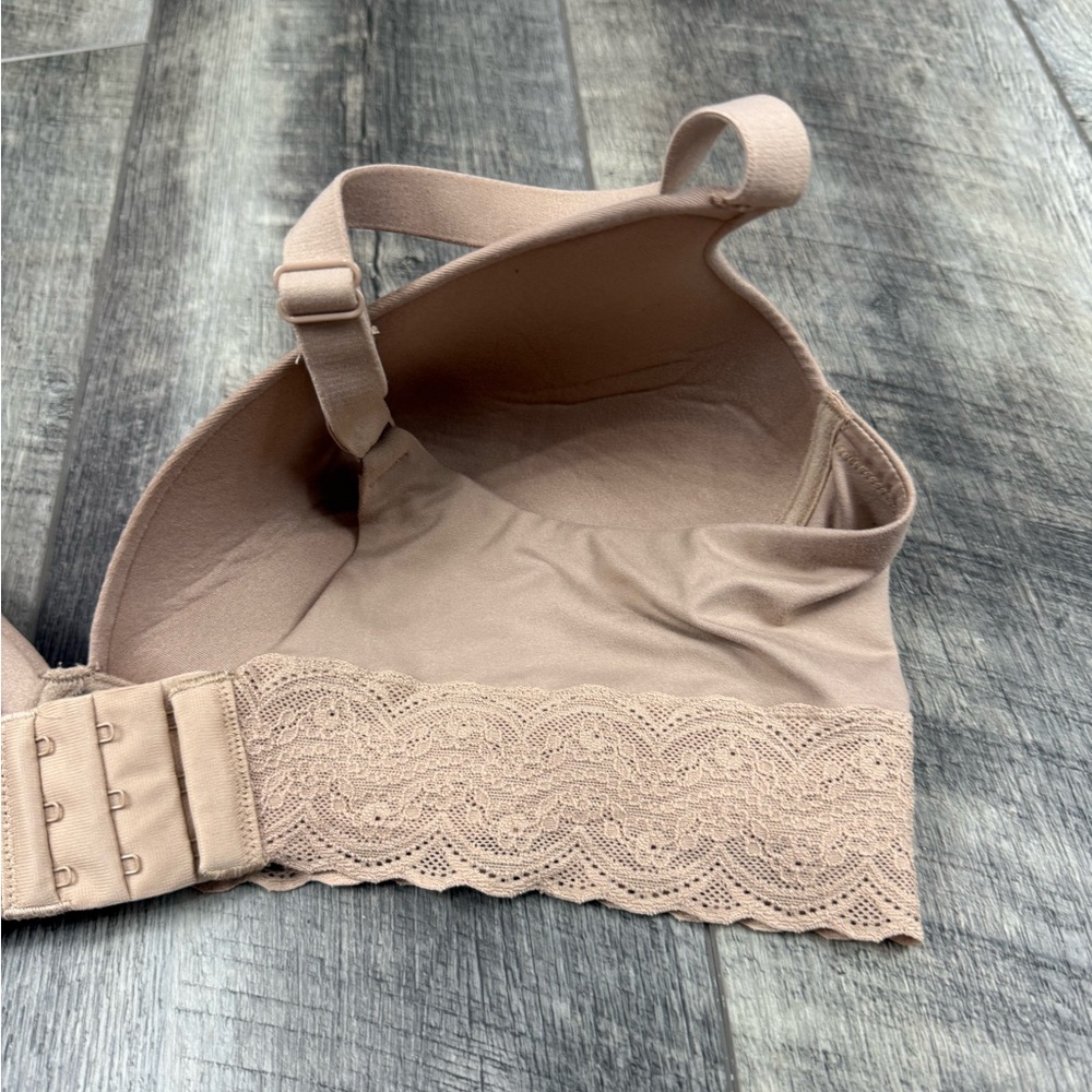 40C Warner’s Tan‎ Wireless Bra - Picture 9 of 12